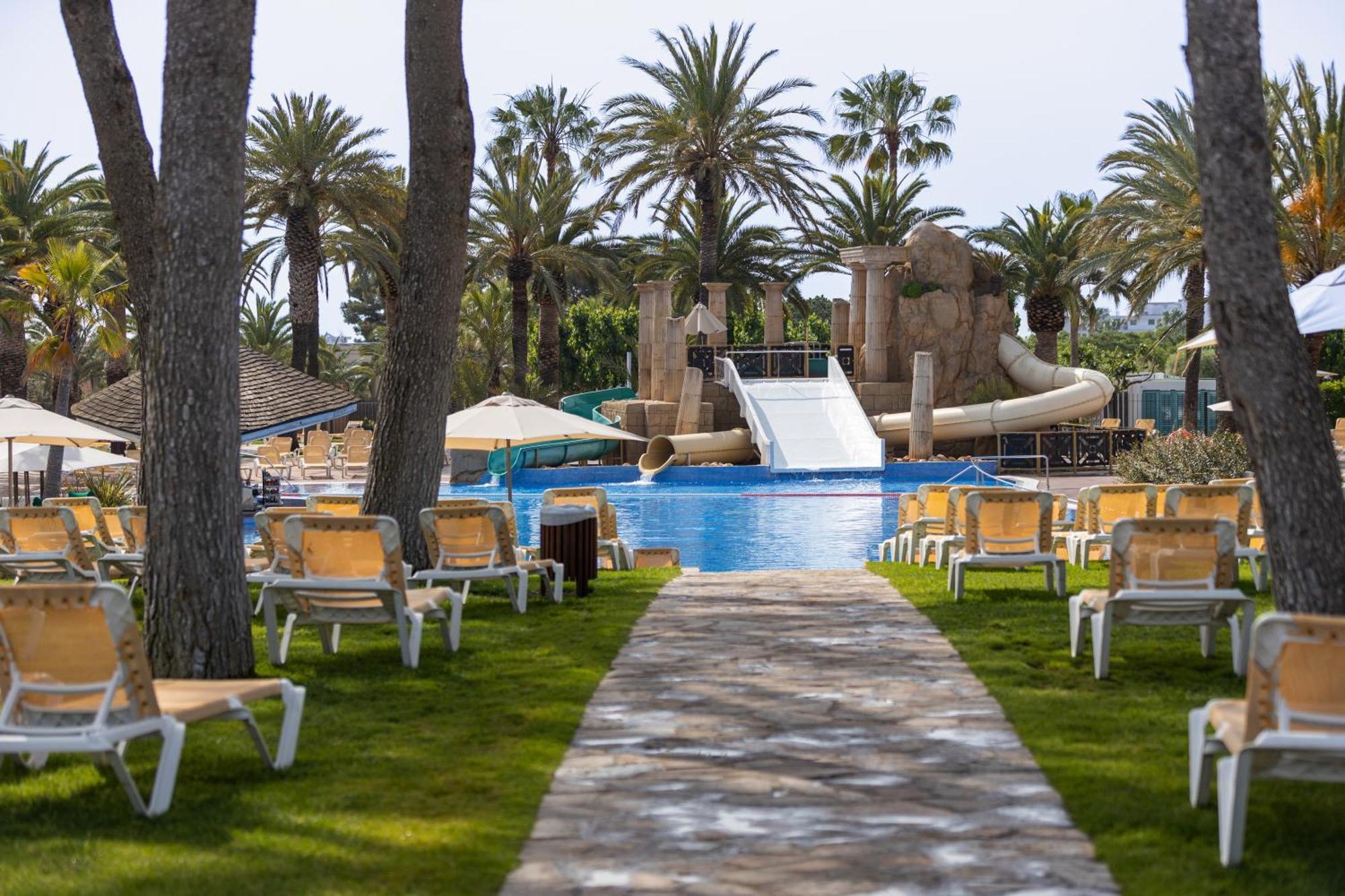 Sanguli Camping & Resort Salou Exteriör bild